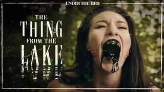 המסתורין של האגם מפלצת: סקס לסבי ביער עם ברי דניאלס